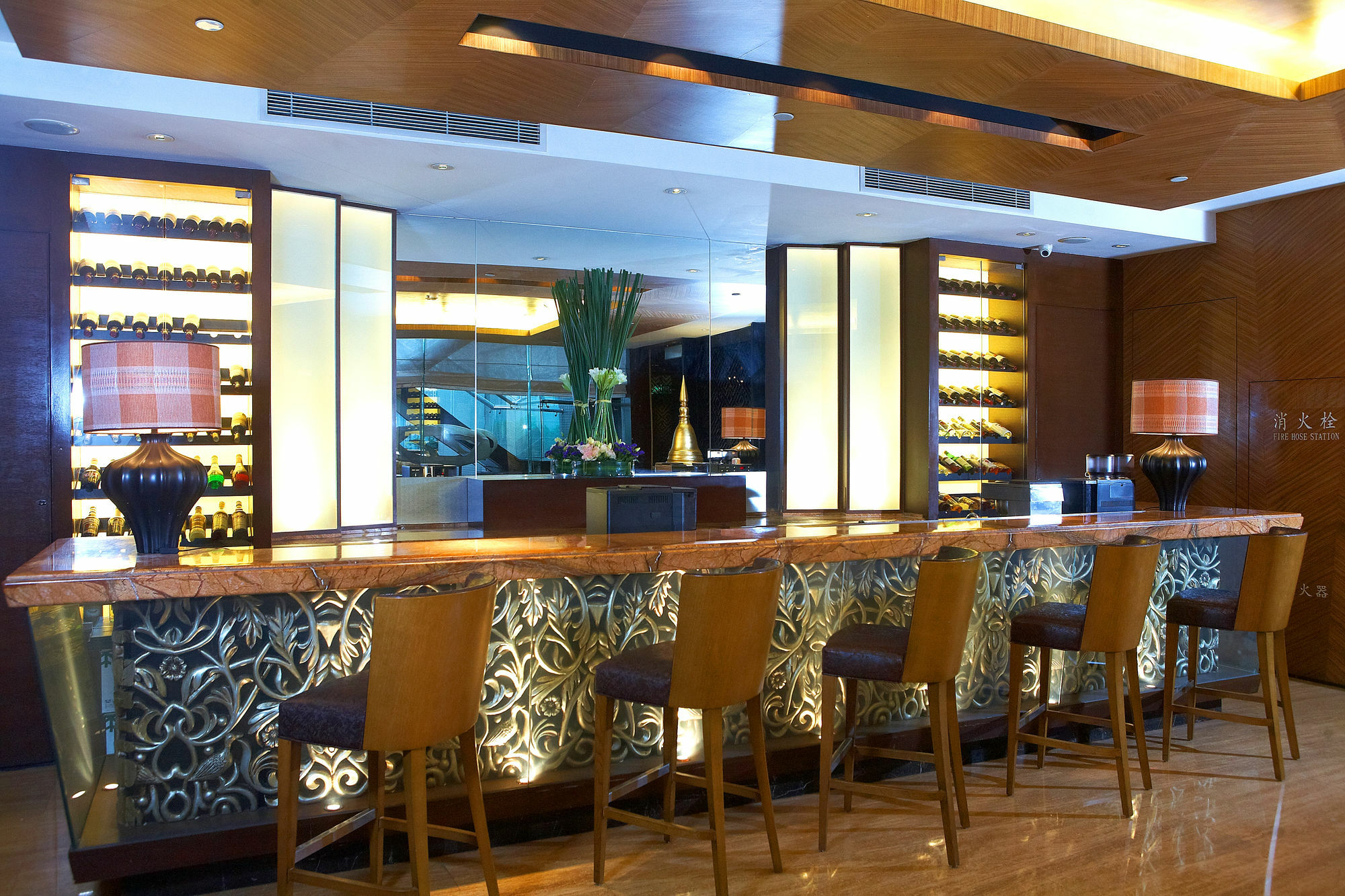 Harriway Hotel Chengdu Exterior photo