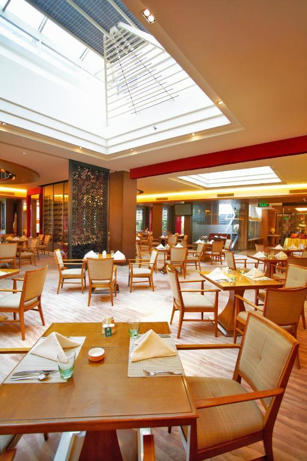 Harriway Hotel Chengdu Exterior photo